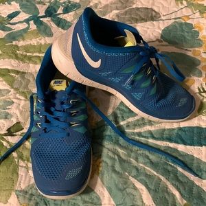 Nike Free 5.0 youth sneaker